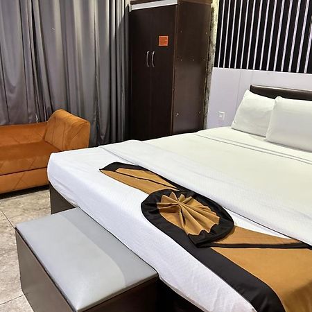 Msquare Hotel Gra Ikeja Kültér fotó