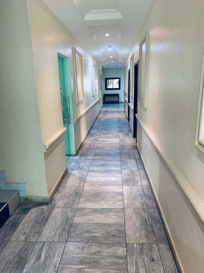 Msquare Hotel Gra Ikeja Kültér fotó