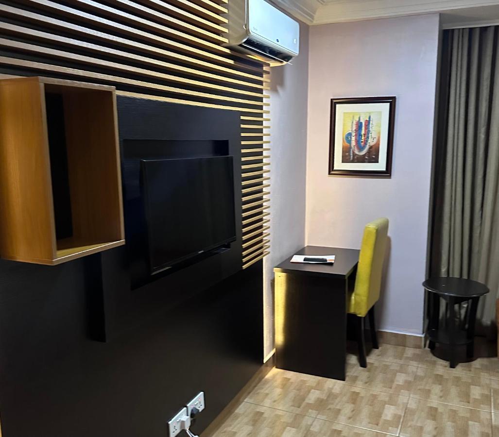Msquare Hotel Gra Ikeja Kültér fotó