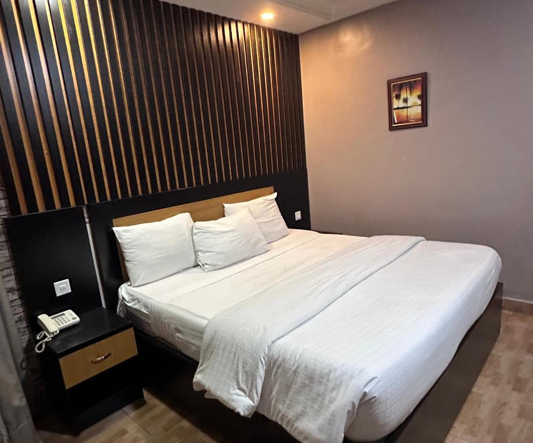 Msquare Hotel Gra Ikeja Kültér fotó