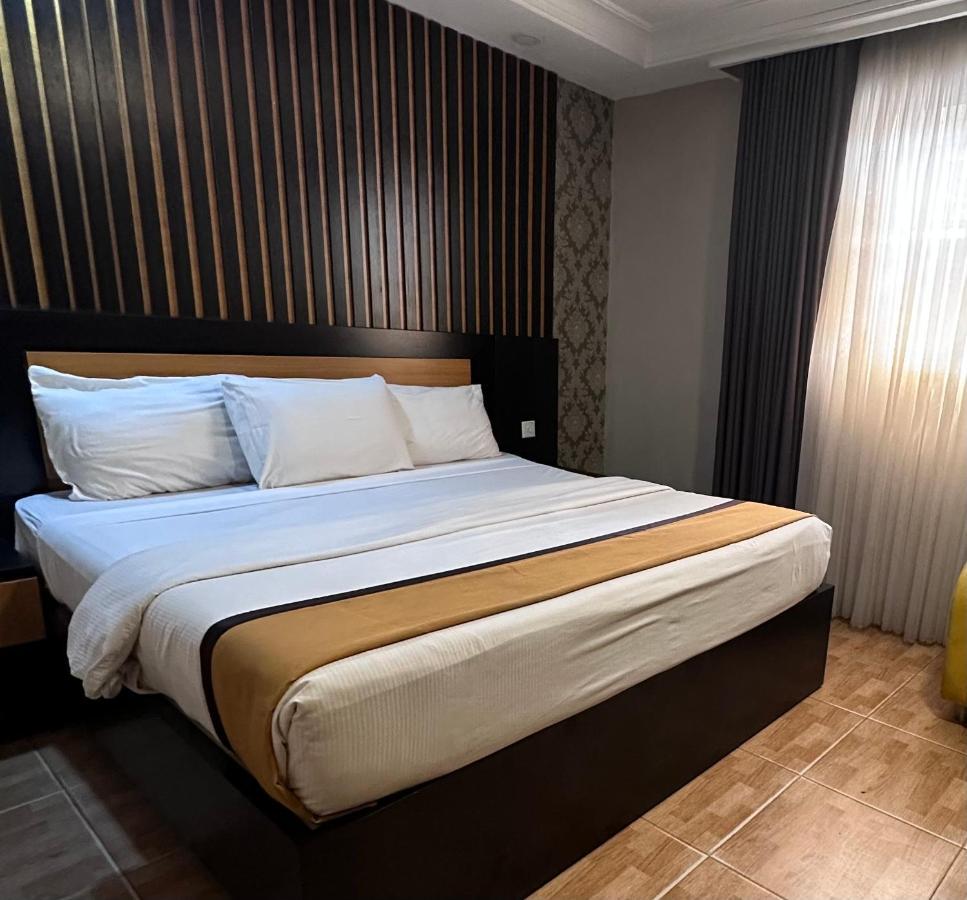 Msquare Hotel Gra Ikeja Kültér fotó