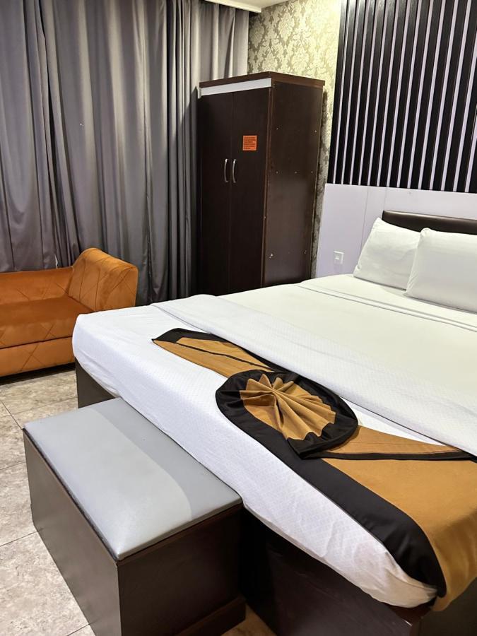 Msquare Hotel Gra Ikeja Kültér fotó