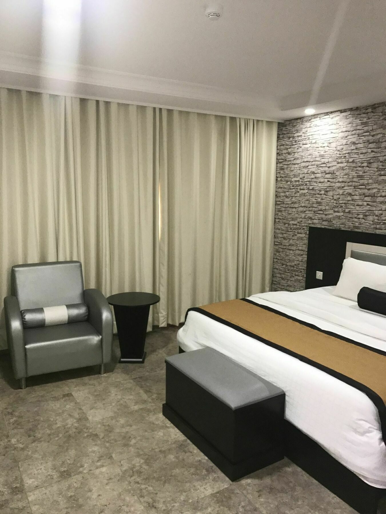 Msquare Hotel Gra Ikeja Kültér fotó